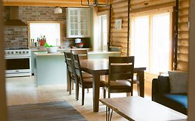 Little Atlin Lodge